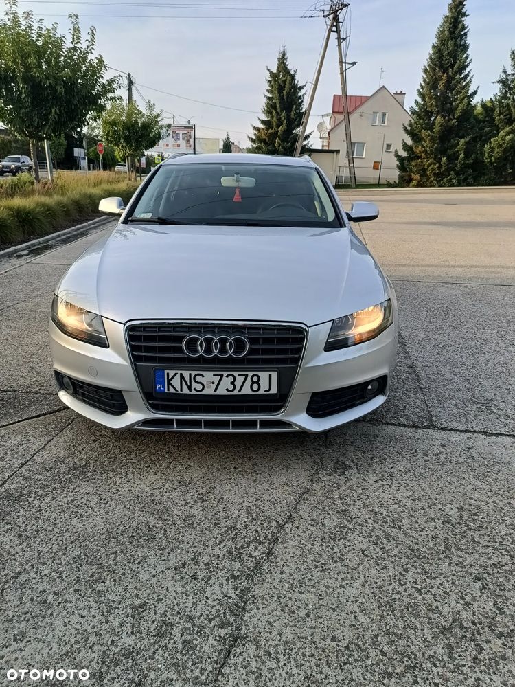 Audi A4 Avant - 8
