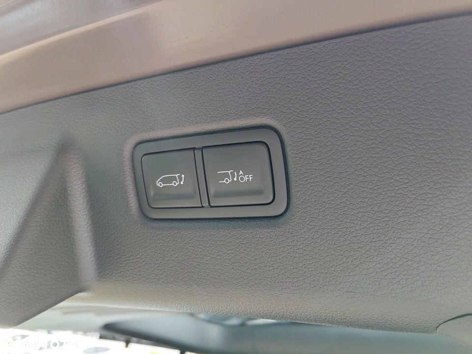 Hyundai Staria - 21