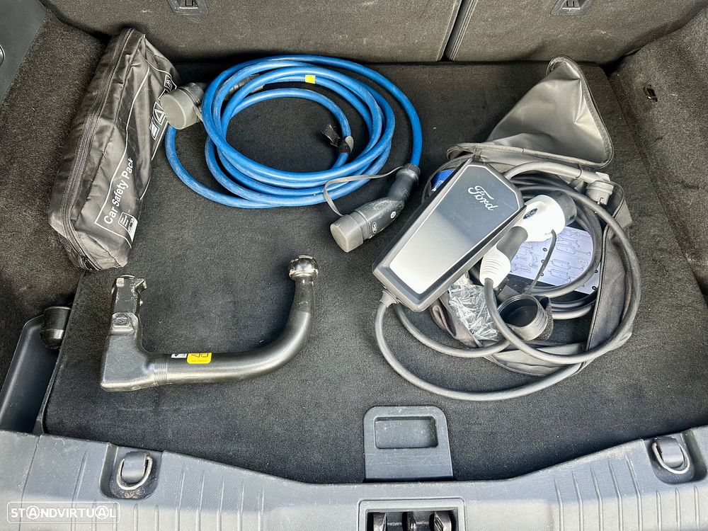 Ford Mustang Mach-E AWD PREMIUM - 22