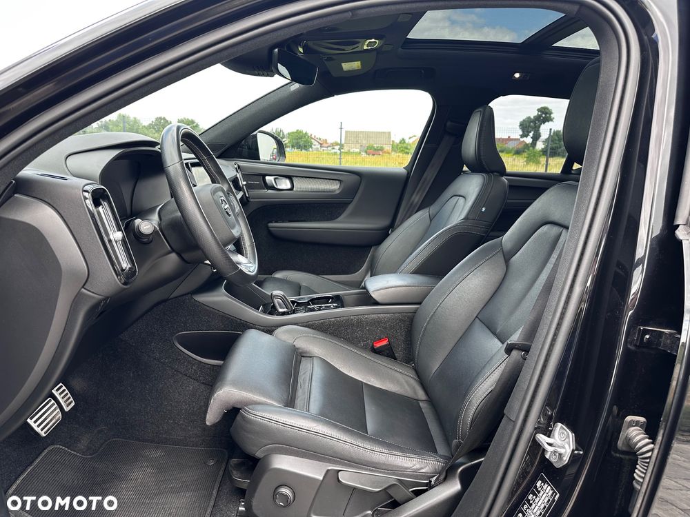 Volvo XC 40 T5 Plug-In Hybrid R-Design - 27