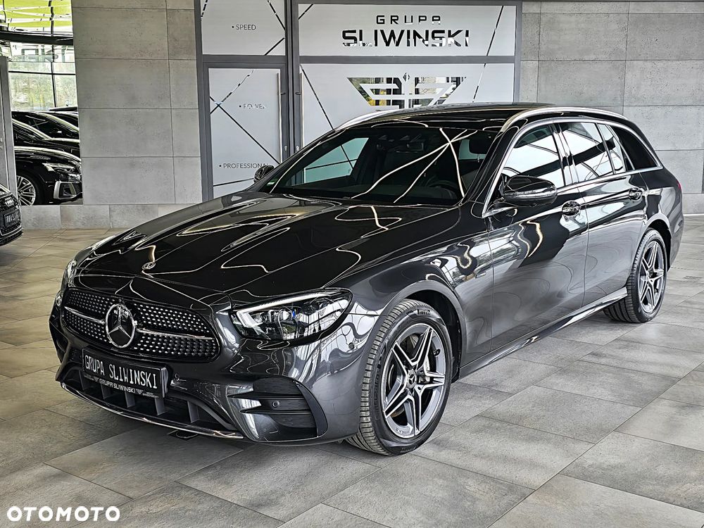 Mercedes-Benz Klasa E 300 de 4Matic 9G-TRONIC AMG Line - 2