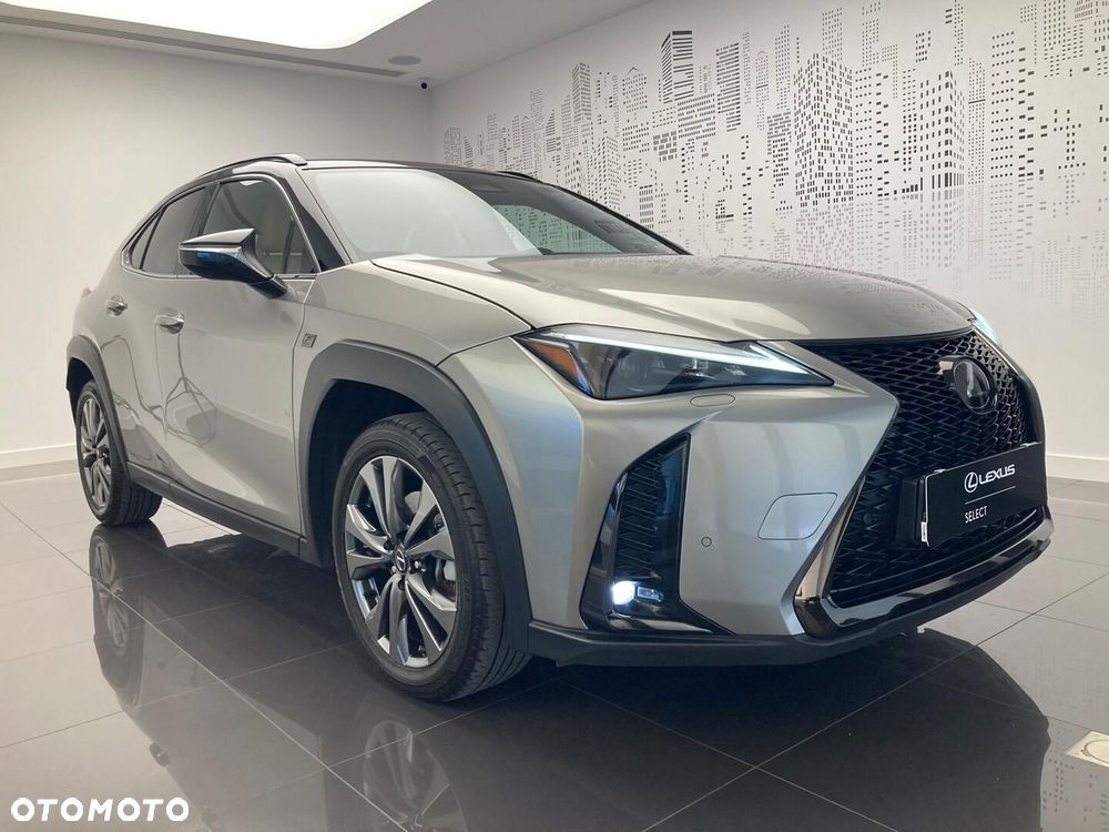 Lexus UX 300h F Sport Design - 2