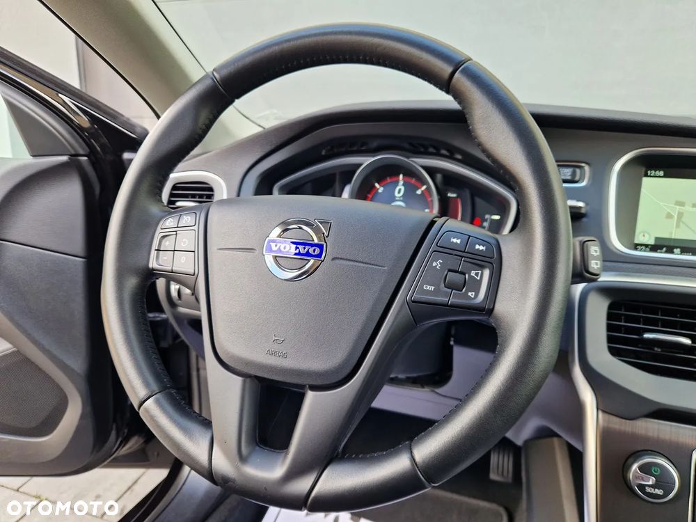 Volvo V40 D2 Geartronic Momentum - 26
