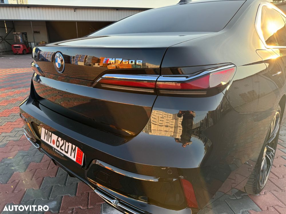 BMW M7 M760e xDrive AT PHEV - 4