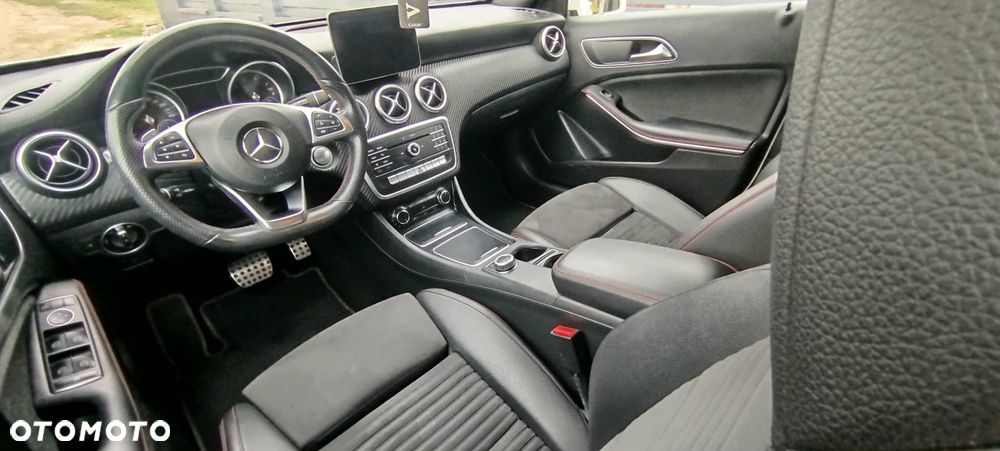 Mercedes-Benz Klasa A 180 7G-DCT - 13