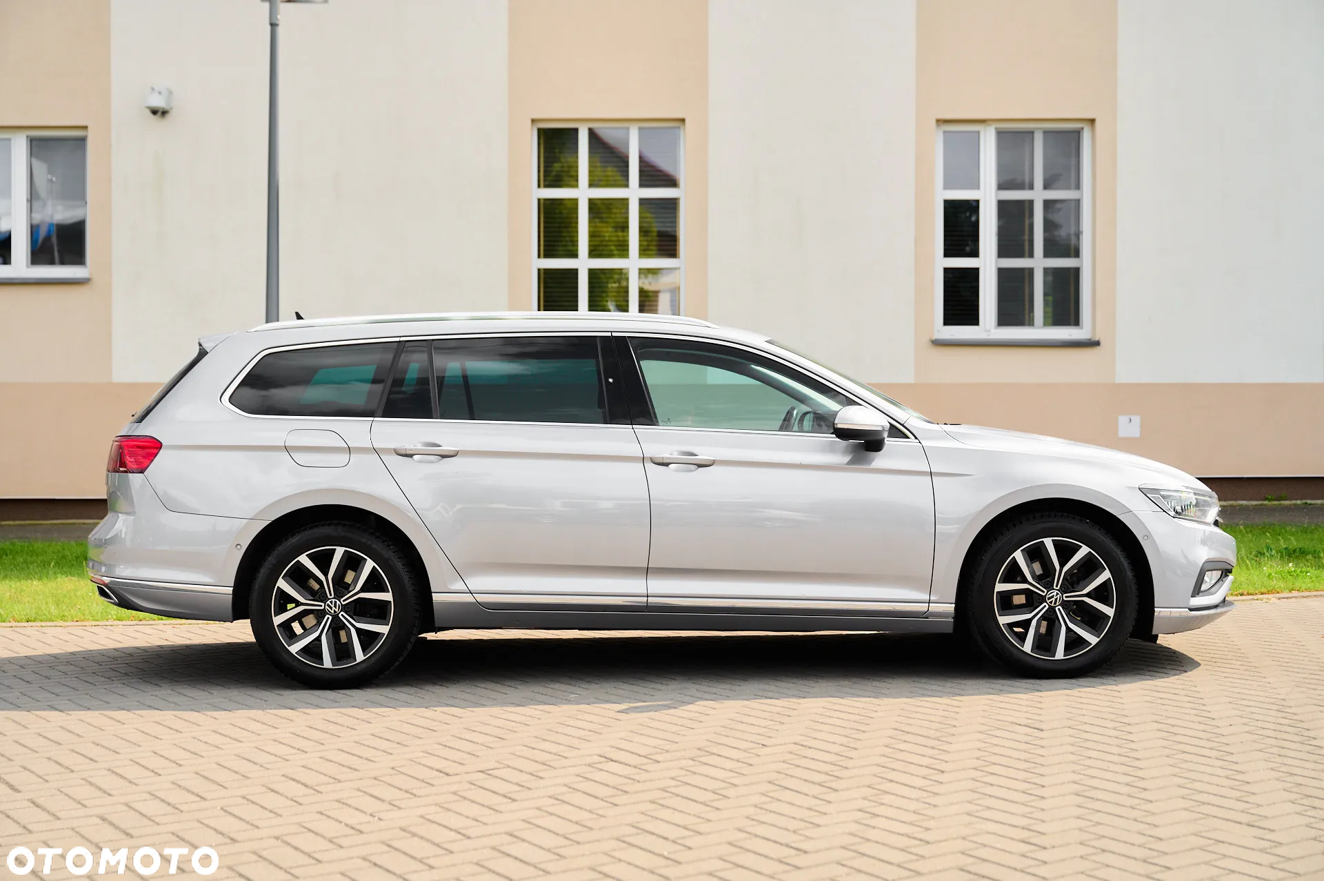 Volkswagen Passat 2.0 TDI EVO Elegance DSG - 15