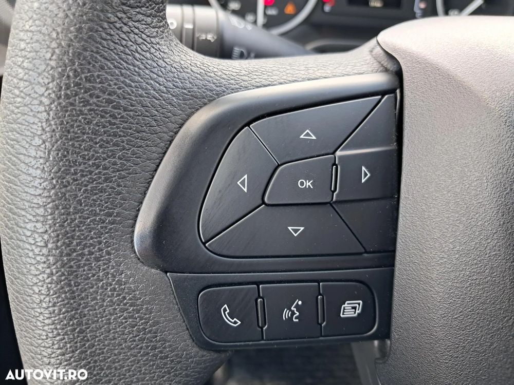Iveco DAILY 35S14 FURGON 2.3D 136CP EURO 6 - 15