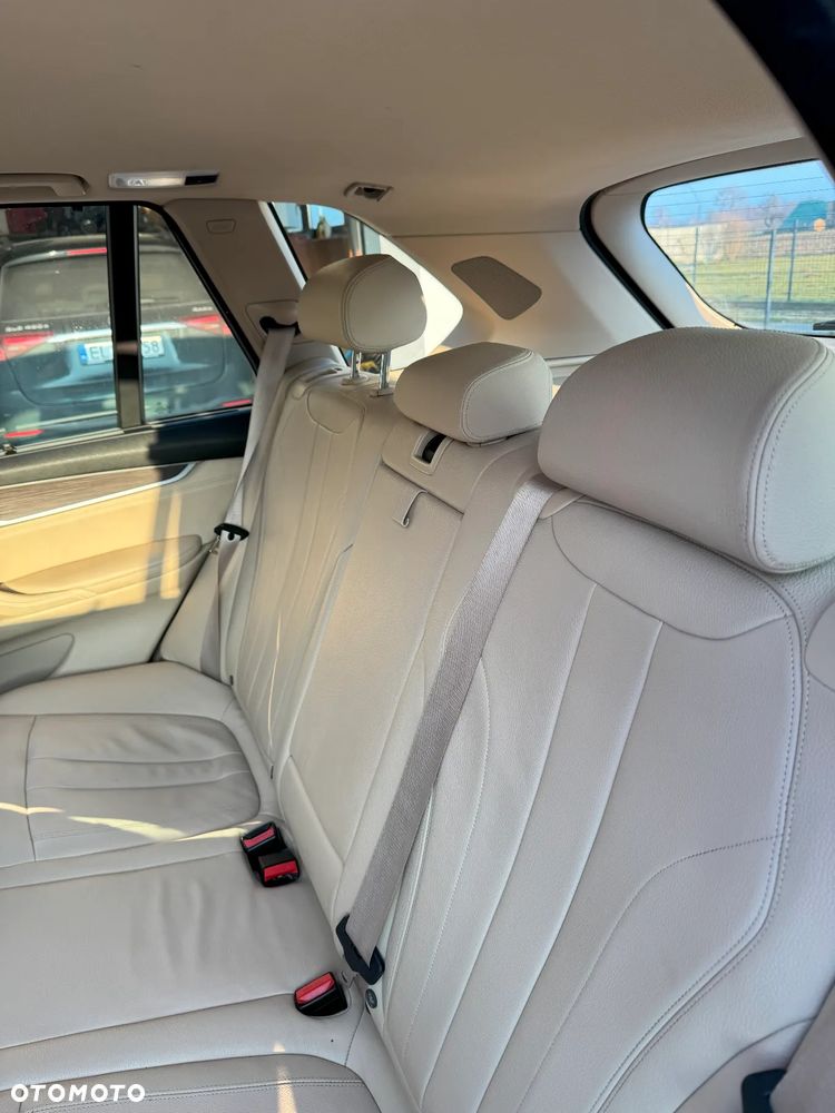 BMW X5 xDrive30d - 12