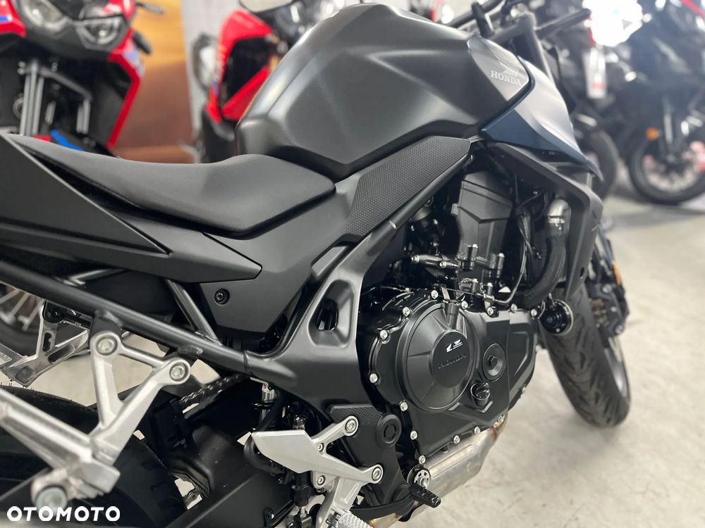 Honda CB - 4