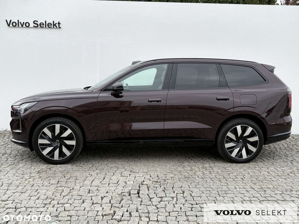 Volvo EX90 - 4