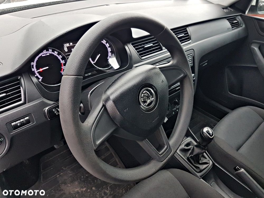 Skoda RAPID 1.6 TDI DPF Active - 13