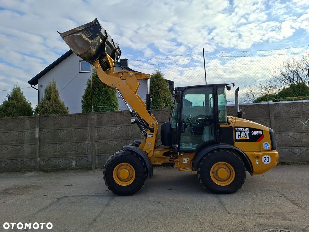 Caterpillar CAT 906 M - 18