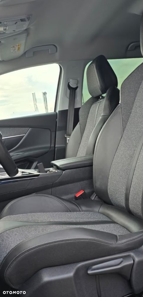 Peugeot 5008 PureTech 130 EAT8 Stop & Start Active Business-Paket - 11