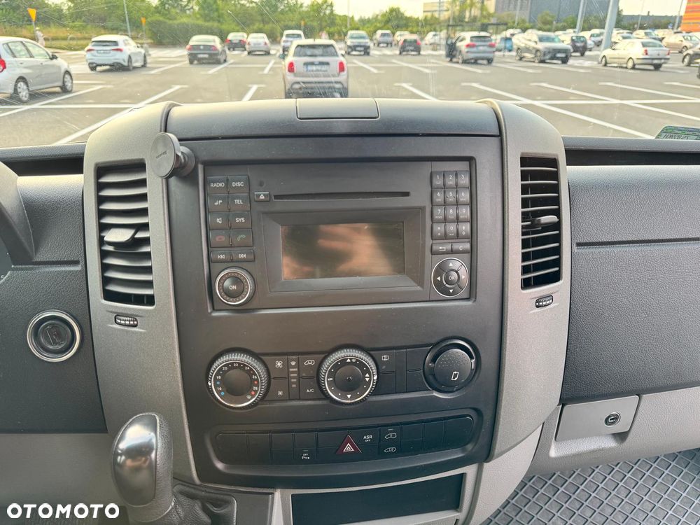 Mercedes-Benz Sprinter - 7