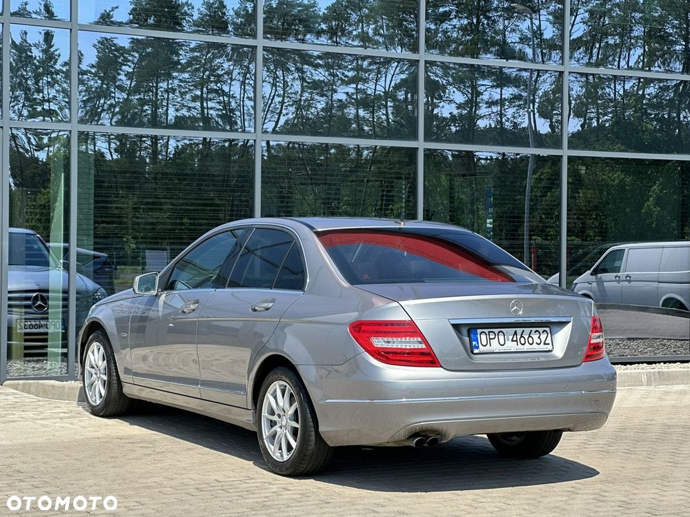Mercedes-Benz Klasa C 180 BlueEFFICIENCY Avantgarde - 7