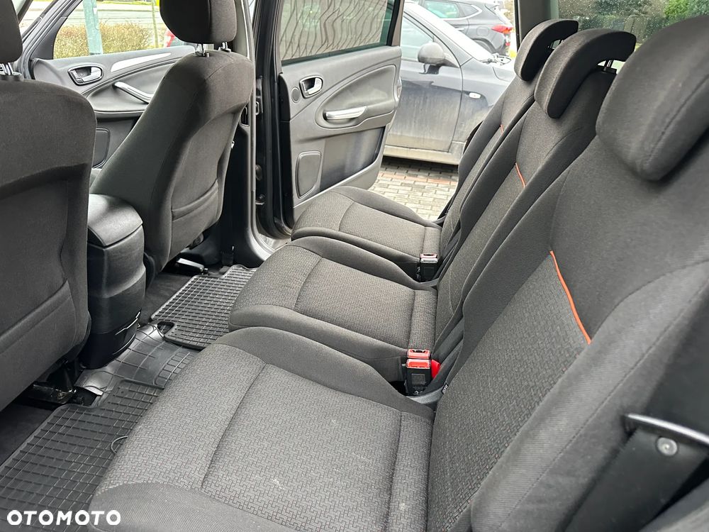 Ford S-Max 2.0 TDCi DPF Ambiente - 7