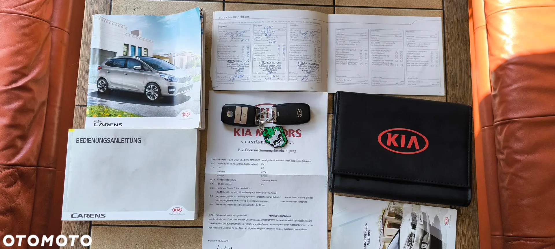 Kia Carens 1.7 CRDi XL 7os - 18