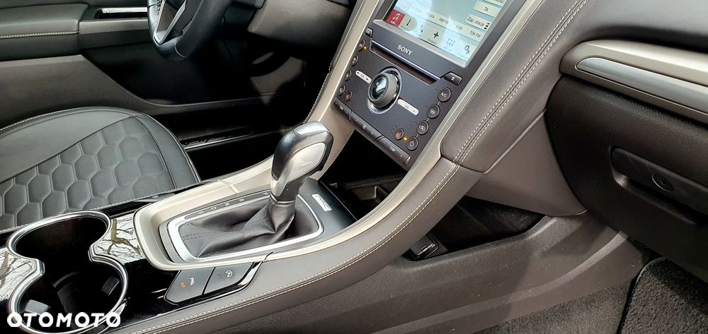 Ford Mondeo Vignale 2.0 TDCi Bi-Turbo PowerShift - 17