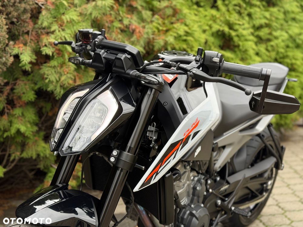 KTM Duke - 25