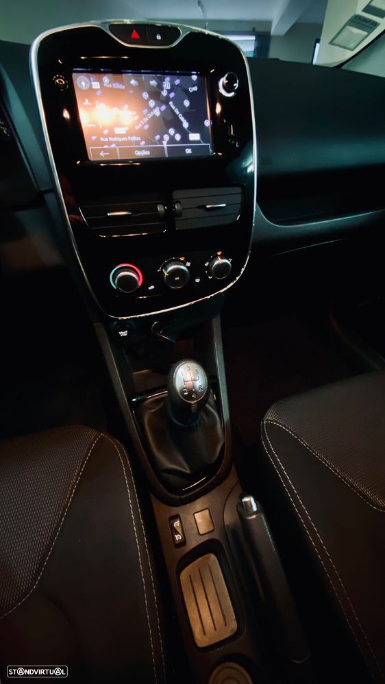 Renault Clio 0.9 TCE Dynamique S - 8