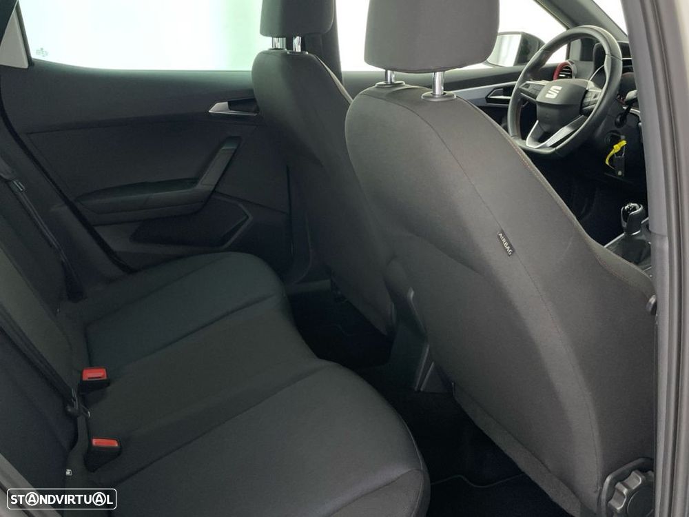 SEAT Arona 1.0 TSI FR - 25