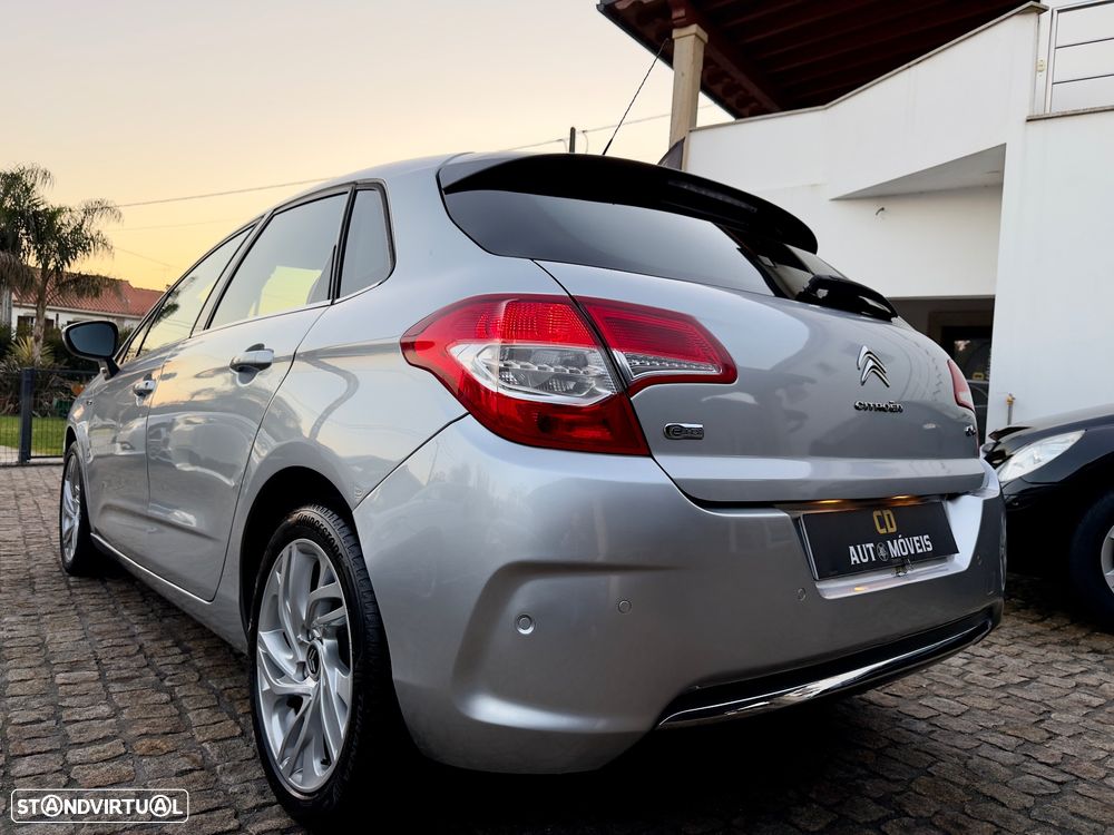 Citroën C4 HDi 110 Exclusive - 22