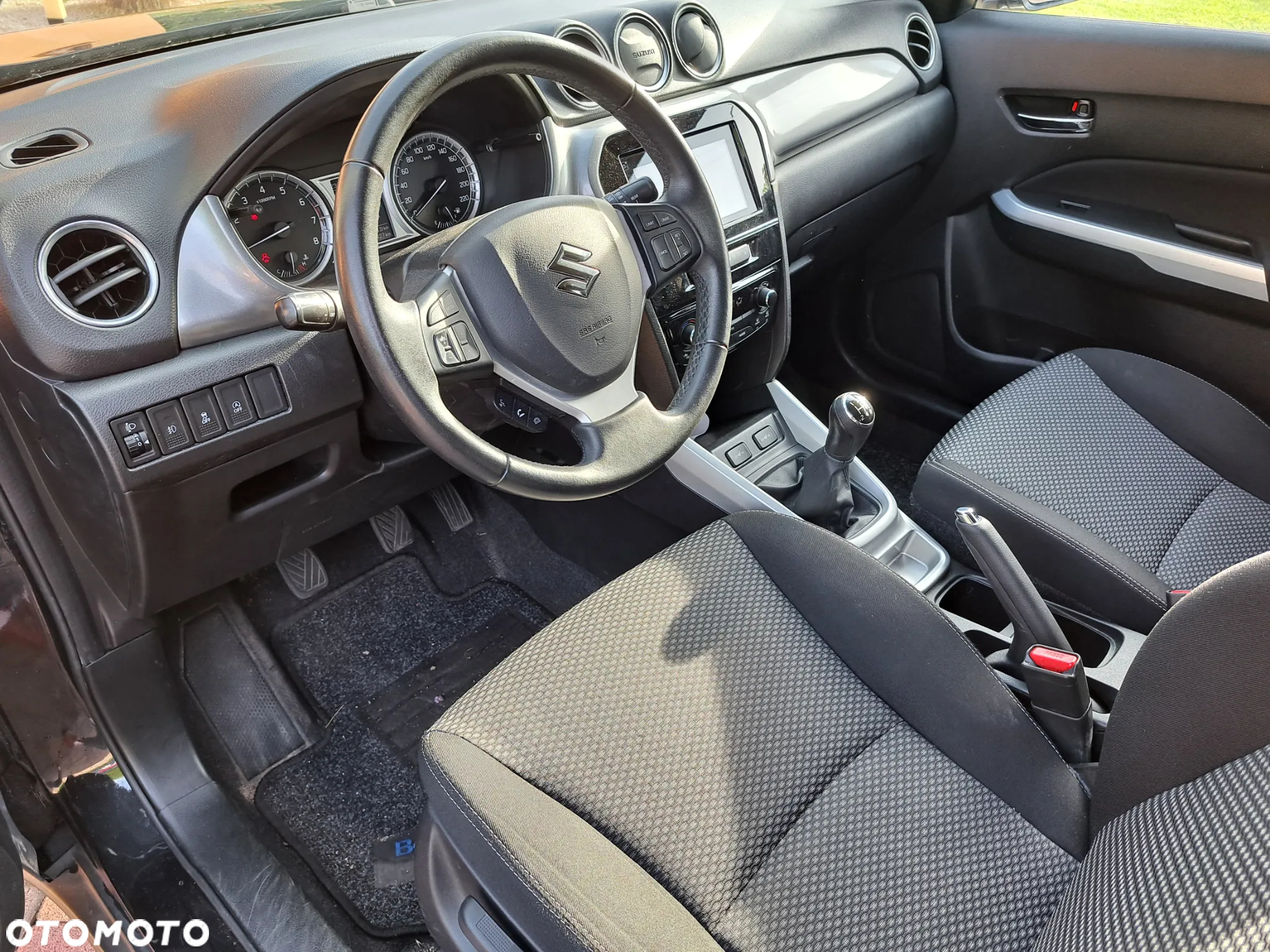 Suzuki Vitara 1.6 Comfort 2WD - 9