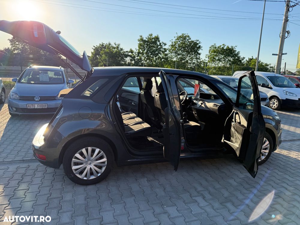 Citroën C4 Picasso 1.6 e-HDI Exclusive - 30