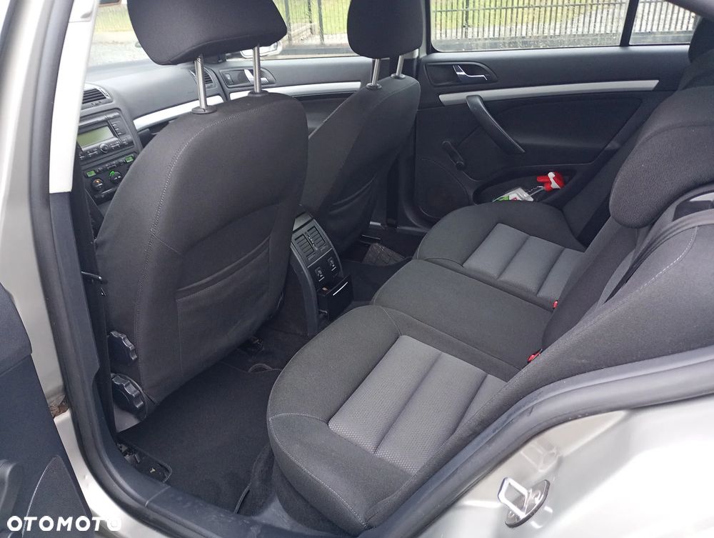 Skoda Octavia 1.6 Style - 13