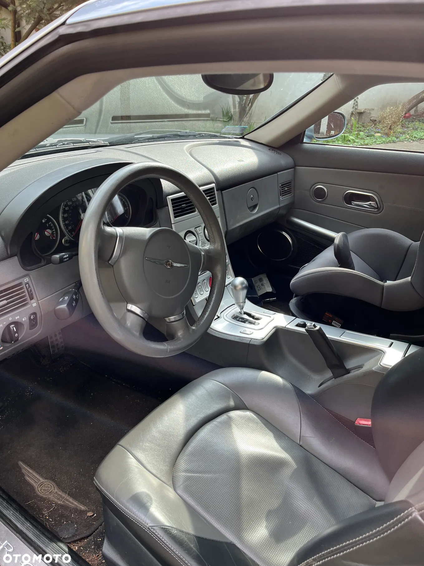 Chrysler Crossfire Standard - 12