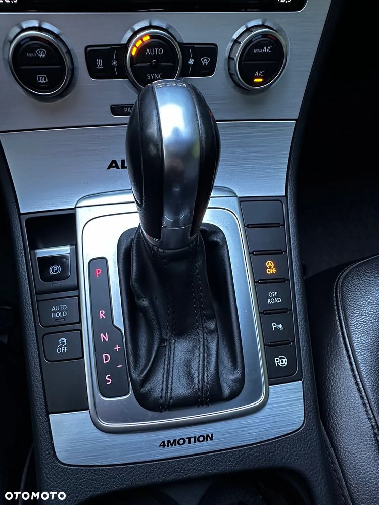 Volkswagen Passat Alltrack 2.0 TDI 4Mot DSG - 21