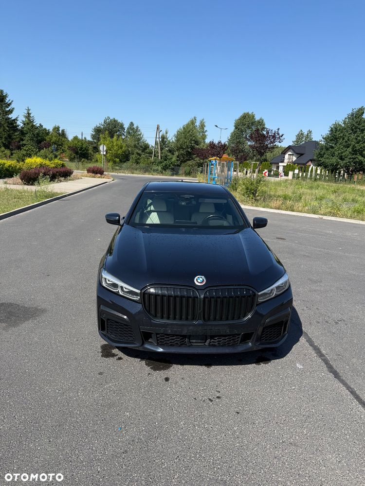 BMW Seria 7 730d xDrive mHEV sport - 3
