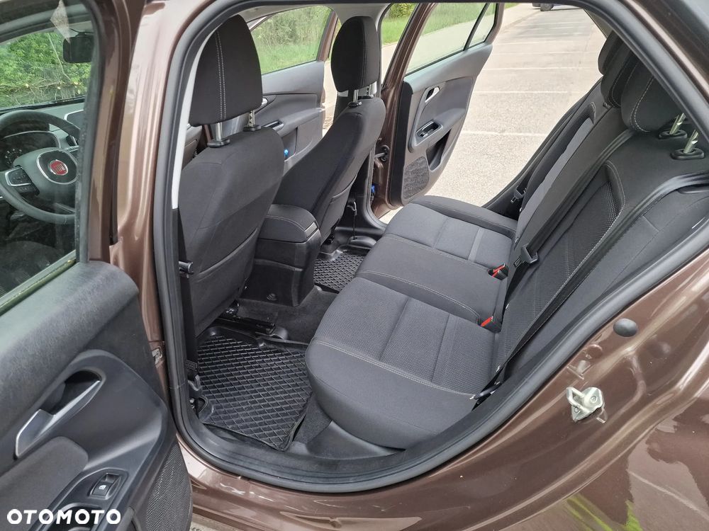 Fiat Tipo 1.4 T-Jet 16v Easy - 11