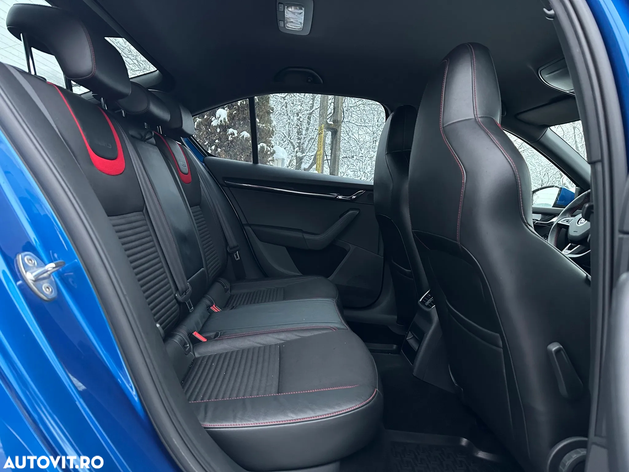 Skoda Octavia 2.0 TDI DSG RS - 28