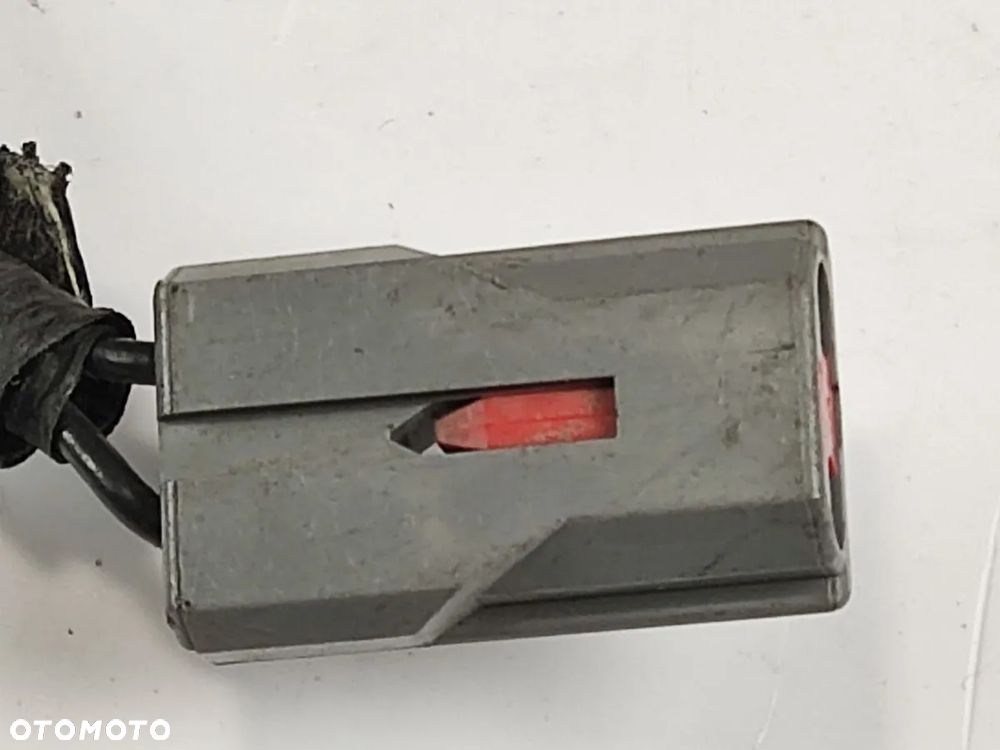 lampka tablicy rejestracyjnej ford explorer ii - 5
