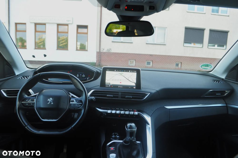 Peugeot 3008 PureTech 130 Style - 13