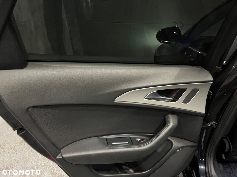 Audi A6 Avant 3.0 TDI quattro S tronic - 21