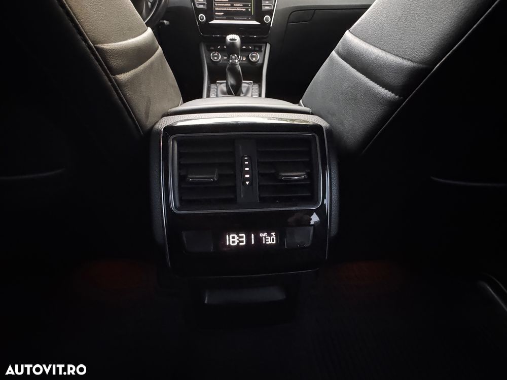Skoda Superb 2.0 TDI Ambition - 16