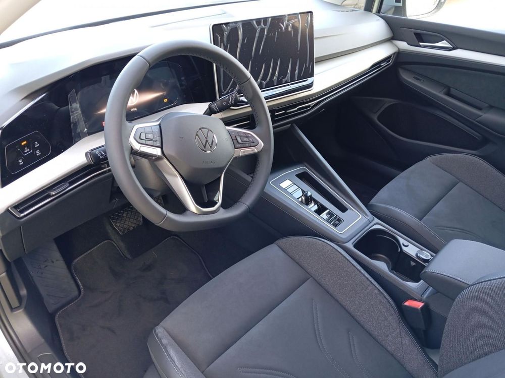 Volkswagen Golf - 12