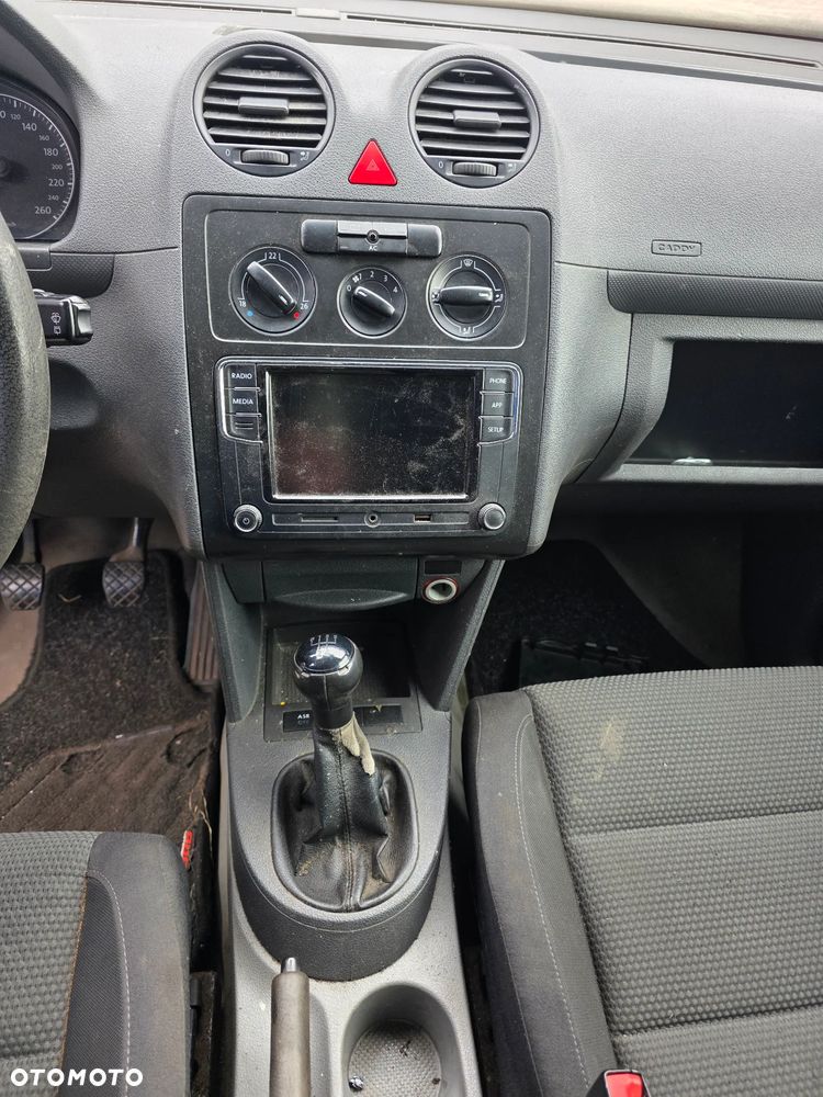 Volkswagen Caddy - 12