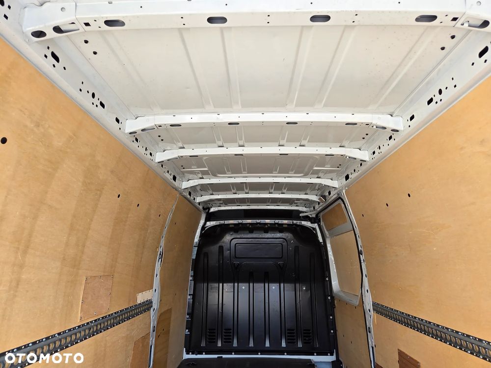 Renault Master - 19