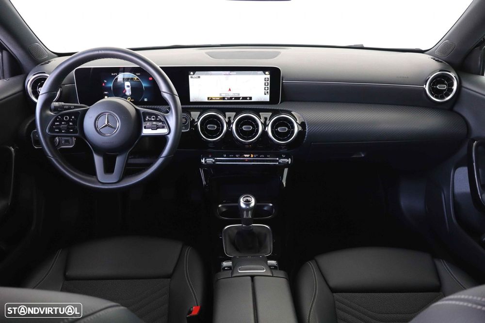 Mercedes-Benz A 160 d Style Plus - 21