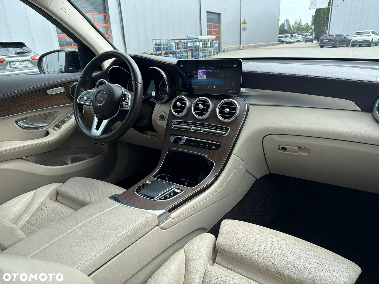 Mercedes-Benz GLC - 22