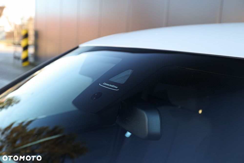 BMW Seria 3 330i M Sport Shadow sport - 14