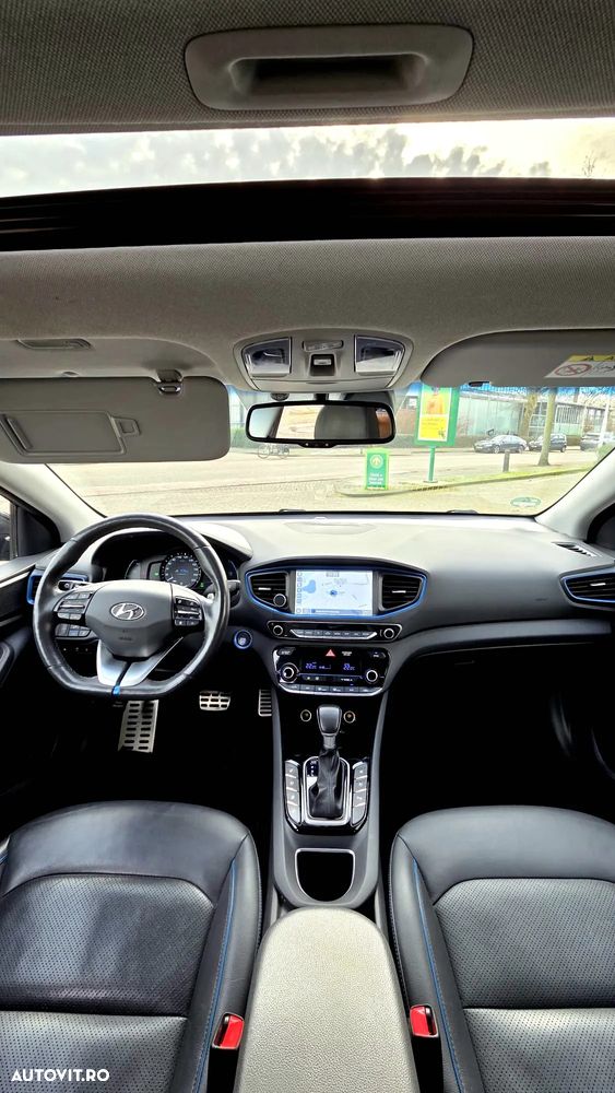 Hyundai IONIQ 1.6 GDI Premium - 7
