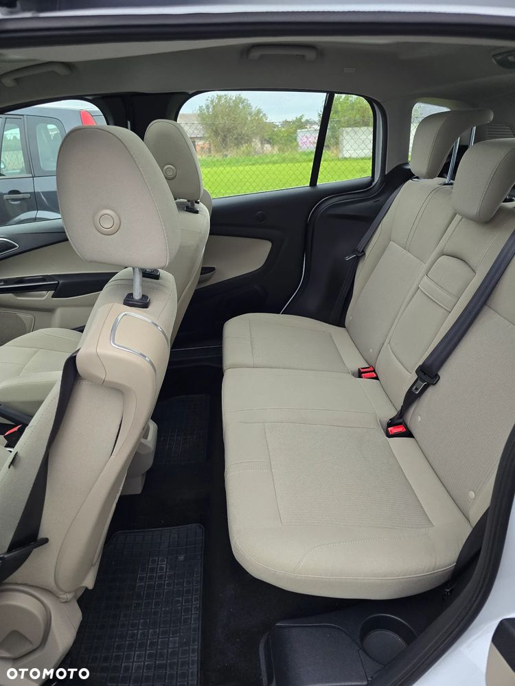 Ford B-MAX 1.4 Ambiente - 14