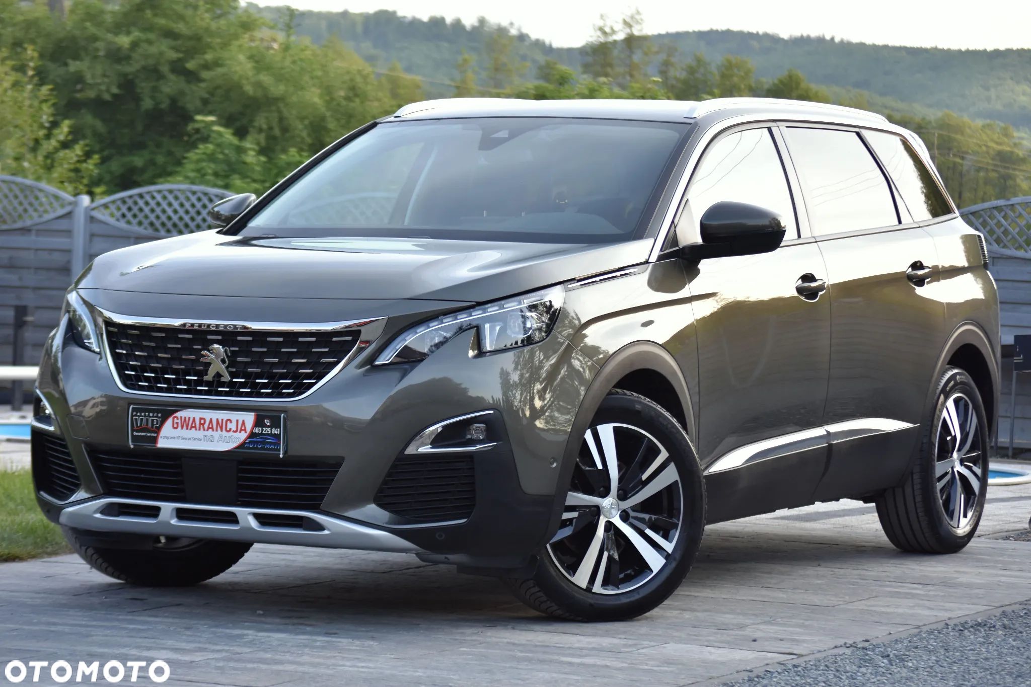 Peugeot 5008 BlueHDI 130 EAT8 Allure Pack - 1