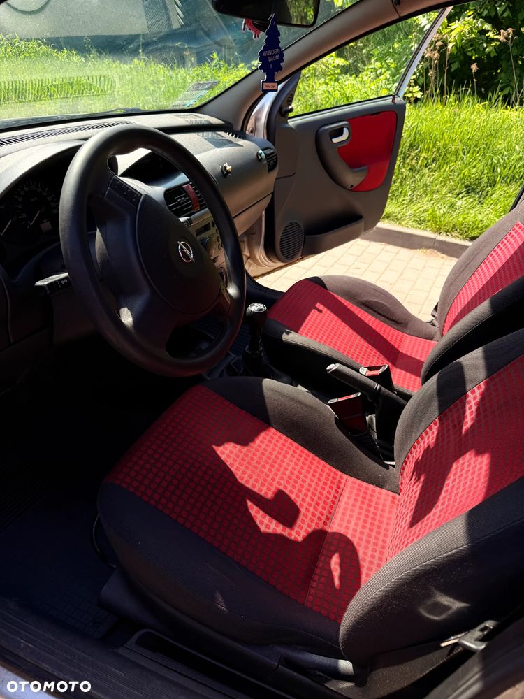 Opel Corsa 1.2 16V Cosmo - 6