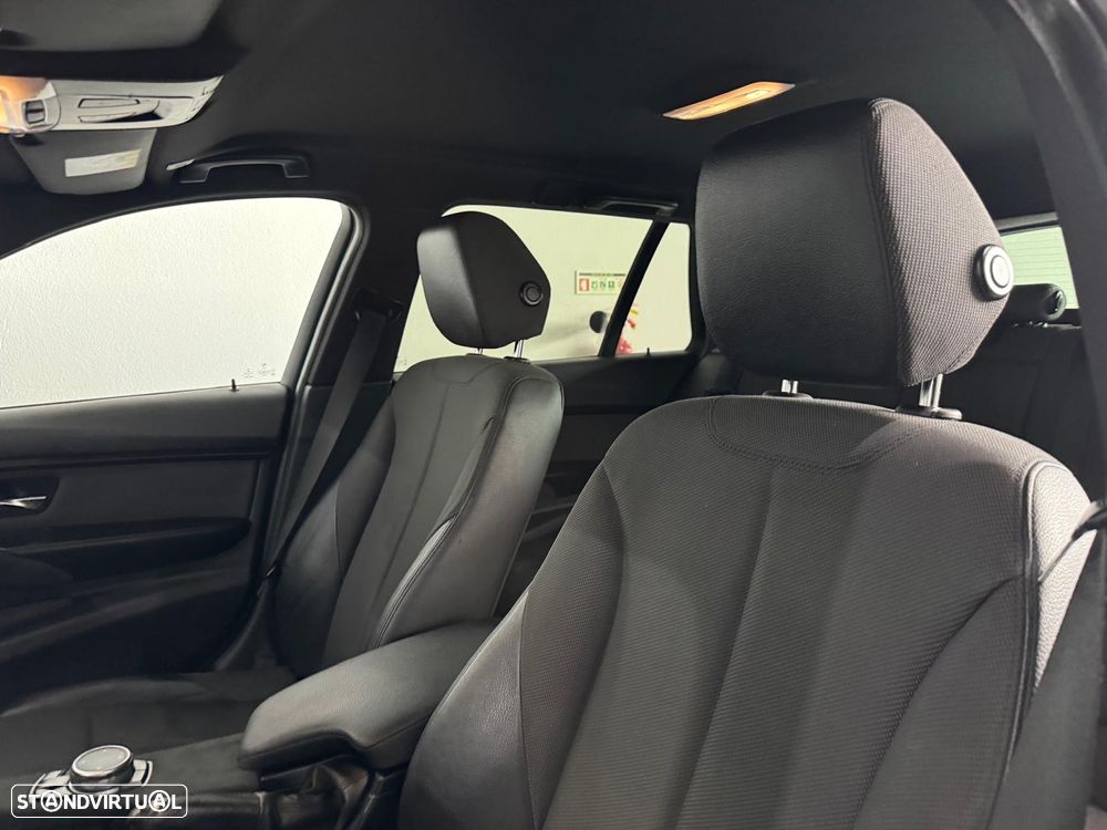 BMW 320 d Pack M Auto - 17