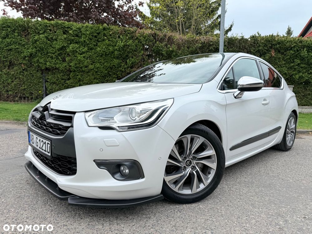 Citroën DS4 HDi 165 SoChic - 3